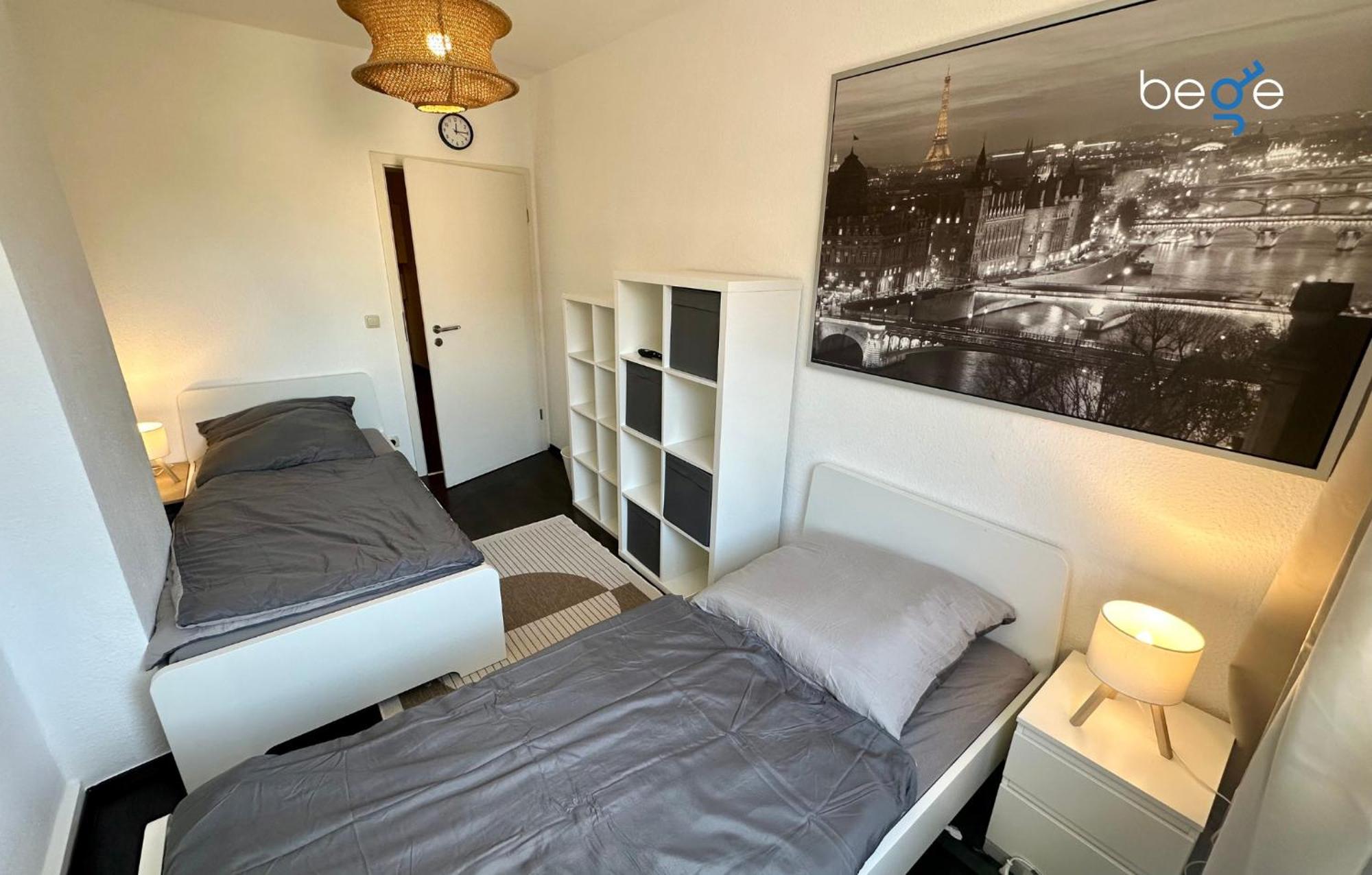 Bege Businessside Apartment *